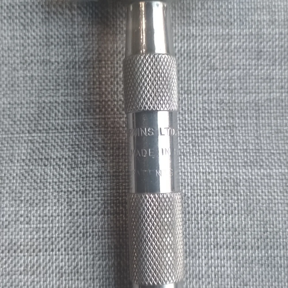 Darwin Hollow Ground Safety Razor - Picture 6 of 8